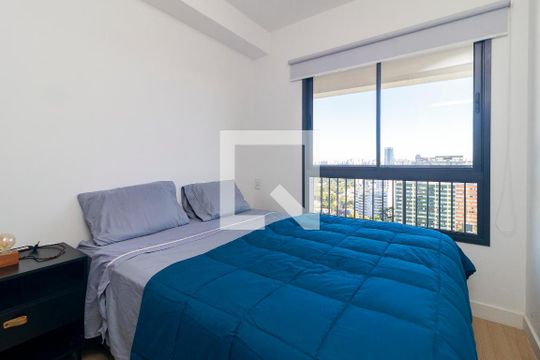 Quarto de kitnet/studio à venda com 1 quarto, 33m² em Santo Amaro, São Paulo