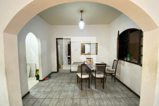 Sala de casa para alugar com 2 quartos, 120m² em Barris, Salvador
