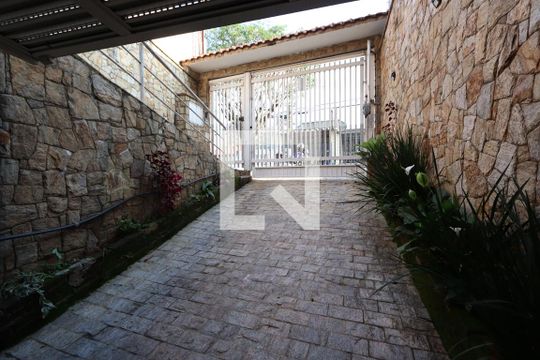 Garagem de casa à venda com 3 quartos, 280m² em Vila Alpina, São Paulo
