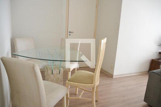 Sala de apartamento para alugar com 3 quartos, 89m² em Santo Antônio, São Caetano do Sul