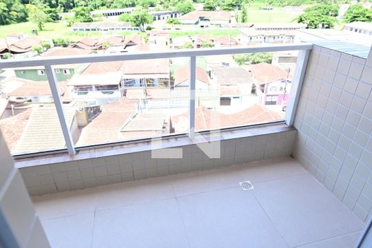 Sala de apartamento para alugar com 2 quartos, 66m² em Canto do Forte, Praia Grande