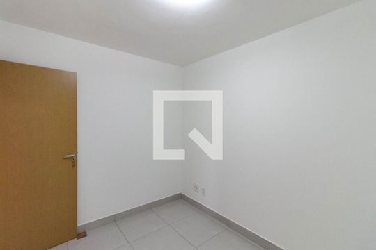 Quarto 2 de apartamento para alugar com 2 quartos, 65m² em Itamarati, Belo Horizonte