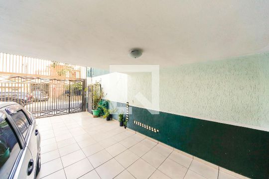 Garagem de casa à venda com 6 quartos, 287m² em Vila Prudente, São Paulo