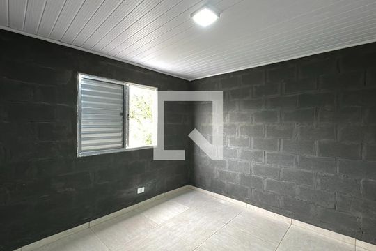 Kitnet/Studio para alugar com 1 quarto, 27m² em Pilarzinho, Curitiba