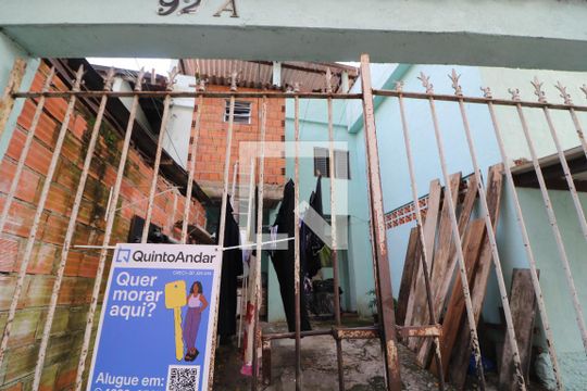 Fachada de casa para alugar com 1 quarto, 50m² em Parque Cruzeiro do Sul (vila Formosa), São Paulo
