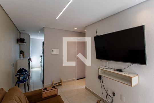 Sala de apartamento à venda com 2 quartos, 42m² em Trevo, Belo Horizonte