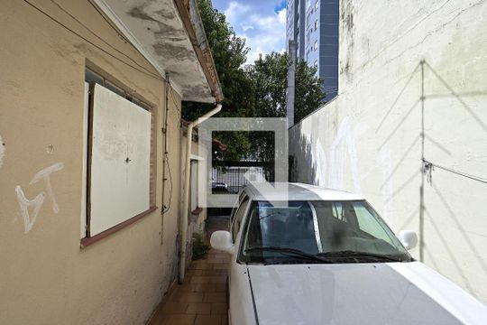 Área externa de casa à venda com 1 quarto, 300m² em Vila Moinho Velho, São Paulo