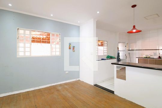 Sala de casa à venda com 4 quartos, 120m² em Tucuruvi, São Paulo