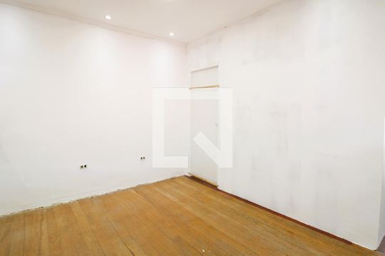 Sala de casa à venda com 4 quartos, 120m² em Tucuruvi, São Paulo