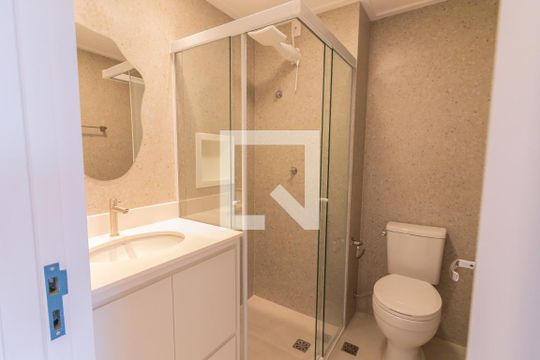 Banheiro de apartamento para alugar com 1 quarto, 25m² em Butantã, São Paulo