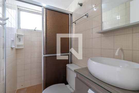 Banheiro de apartamento à venda com 2 quartos, 60m² em Vila Nova Cachoeirinha, São Paulo