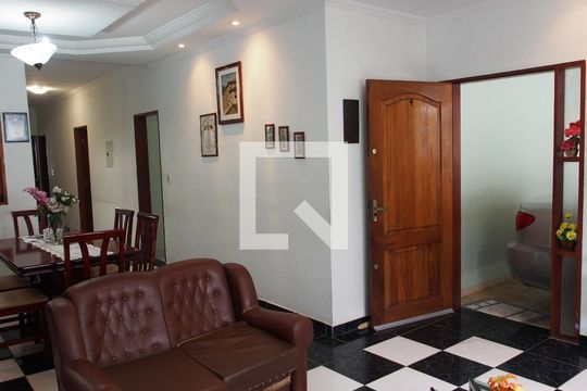 Sala de casa à venda com 3 quartos, 299m² em Jardim Merci I, Jundiaí