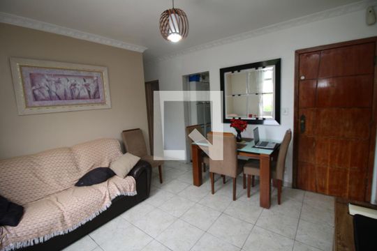 Sala de apartamento à venda com 2 quartos, 48m² em Olaria, Rio de Janeiro