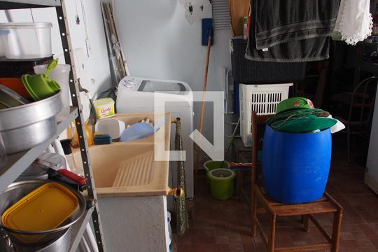 Lavanderia de casa à venda com 2 quartos, 400m² em Vianelo/bonfiglioli, Jundiaí
