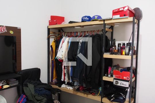 Quarto Suíte de casa à venda com 2 quartos, 400m² em Vianelo/bonfiglioli, Jundiaí