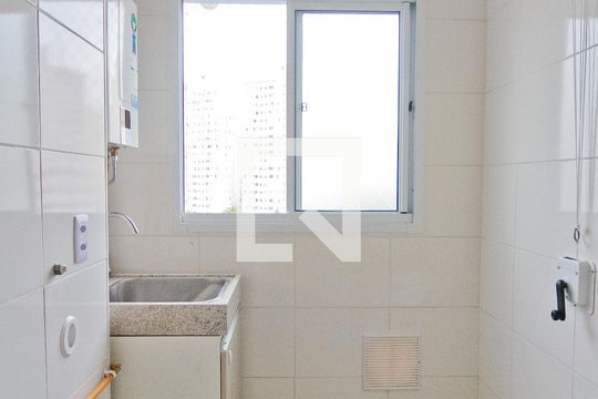Área de Serviço de apartamento para alugar com 2 quartos, 44m² em Jardim Iris, São Paulo