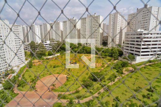 Vista de apartamento para alugar com 2 quartos, 44m² em Jardim Iris, São Paulo