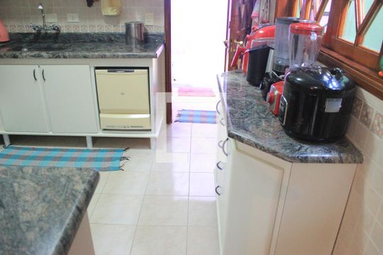 Cozinha de casa à venda com 3 quartos, 157m² em Jardim Paraventi, Guarulhos