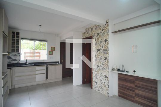 Casa de Condomínio para alugar com 2 quartos, 59m² em Rincao, Novo Hamburgo