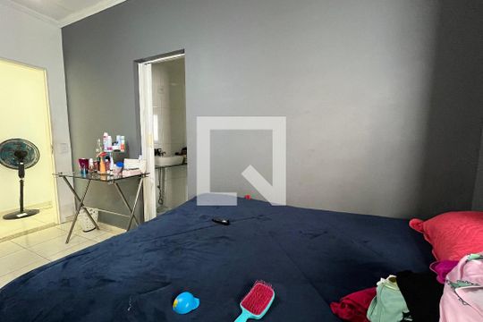 Quarto 2 de casa para alugar com 4 quartos, 230m² em Jardim Imperador, Suzano