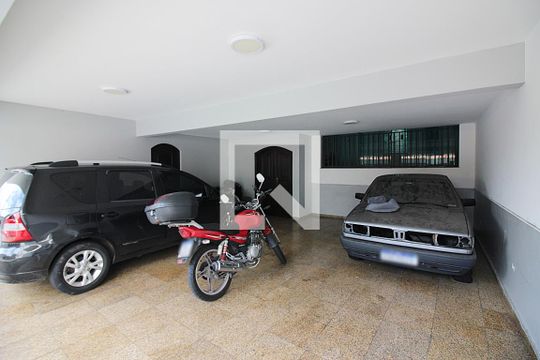 Garagem de casa à venda com 4 quartos, 344m² em Bairro dos Casa, São Bernardo do Campo