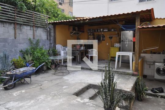 Área externa  de casa à venda com 2 quartos, 150m² em Todos Os Santos, Rio de Janeiro