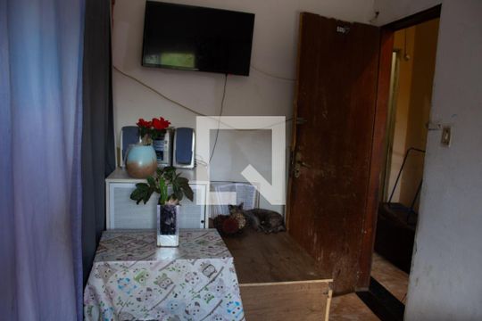 Quarto 3 de casa para alugar com 5 quartos, 360m² em Jardim Vitória, Belo Horizonte