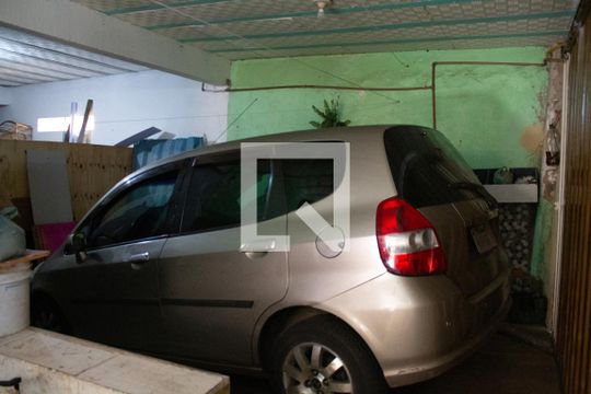 Garagem de casa para alugar com 5 quartos, 360m² em Jardim Vitória, Belo Horizonte