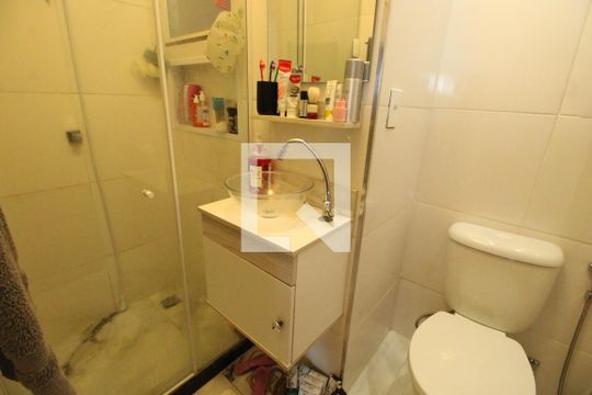 Banheiro de apartamento à venda com 2 quartos, 150m² em Piedade, Rio de Janeiro