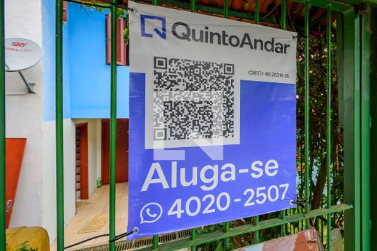 Plaquinha de casa de condomínio à venda com 3 quartos, 400m² em Vila Nova, Porto Alegre