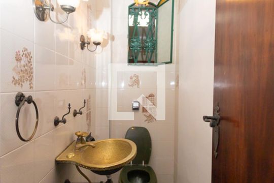 Lavabo  de casa à venda com 4 quartos, 300m² em Jardim da Gloria, São Paulo