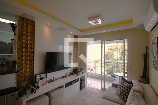 Sala de apartamento à venda com 2 quartos, 61m² em Vila Isa, São Paulo