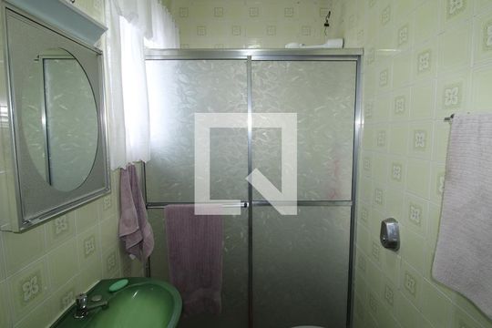 Banheiro da Suíte de casa à venda com 3 quartos, 150m² em Parque Vitoria, São Paulo
