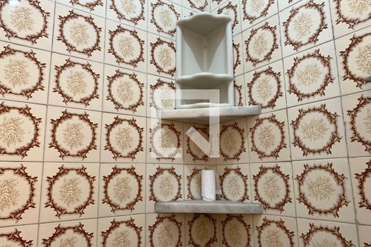 Banheiro de Serviço  de casa para alugar com 3 quartos, 130m² em Ocian, Praia Grande