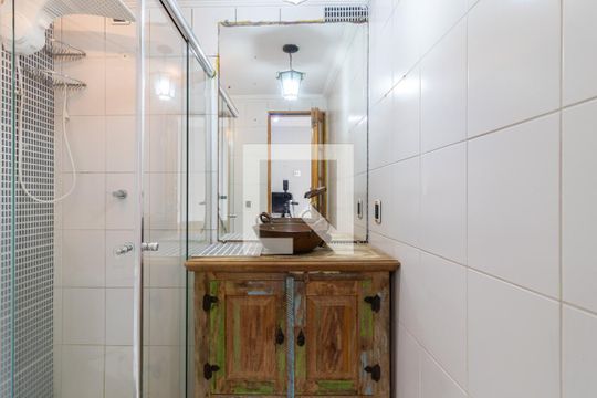 Banheiro de apartamento à venda com 1 quarto, 39m² em Indianópolis, São Paulo