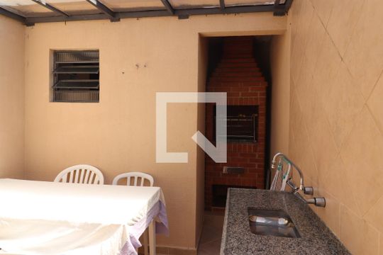 Churrasqueira de casa à venda com 3 quartos, 150m² em Vila Gomes Cardim, São Paulo