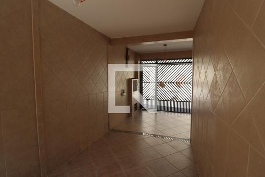 Garagem de casa à venda com 3 quartos, 150m² em Vila Gomes Cardim, São Paulo
