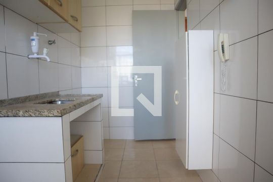 Cozinha de apartamento à venda com 2 quartos, 56m² em Engenhoca, Niterói