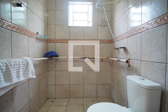 Banheiro 1 de casa à venda com 6 quartos, 180m² em Feitoria, São Leopoldo