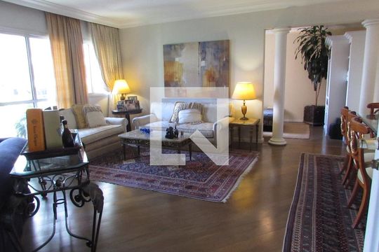 Apartamento à venda com 4 quartos, 164m² em Vila Suzana, São Paulo