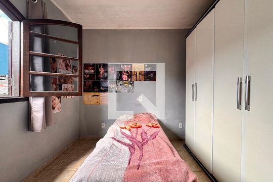 Quarto 1 de casa à venda com 3 quartos, 203m² em Vila Humaita, Santo André