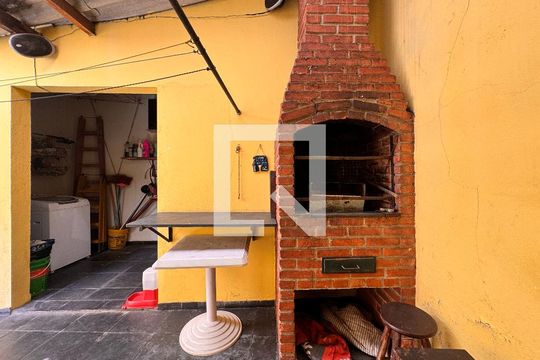 Área comum - Churrasqueira de casa à venda com 3 quartos, 203m² em Vila Humaita, Santo André
