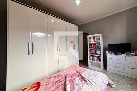 Quarto 1 de casa à venda com 3 quartos, 203m² em Vila Humaita, Santo André