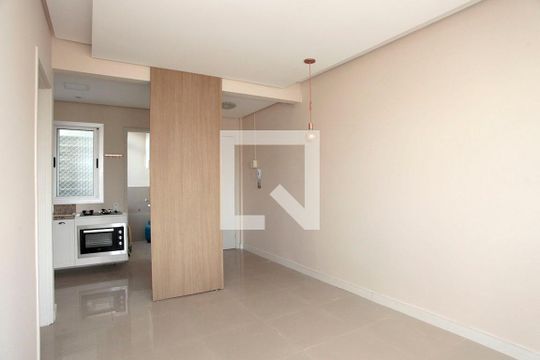 Sala de apartamento para alugar com 1 quarto, 53m² em Petrópolis, Porto Alegre