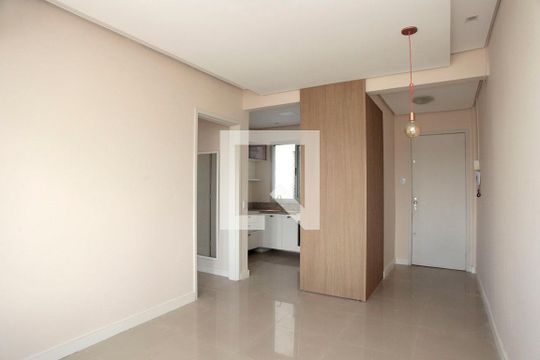 Sala de apartamento para alugar com 1 quarto, 53m² em Petrópolis, Porto Alegre