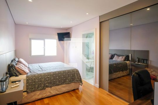 Suíte 1 de casa à venda com 3 quartos, 330m² em Vila Mussolini, São Bernardo do Campo