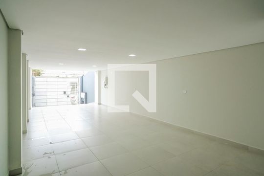 Garagem de casa à venda com 3 quartos, 330m² em Vila Mussolini, São Bernardo do Campo