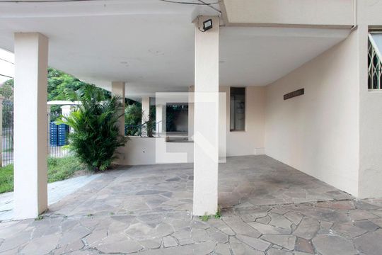 Box Estacionamento de apartamento à venda com 3 quartos, 137m² em Higienópolis, Porto Alegre