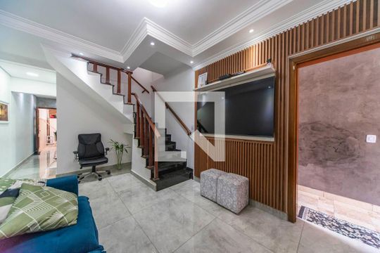 Casa à venda com 3 quartos, 156m² em Parque Sao Vicente, Santo André