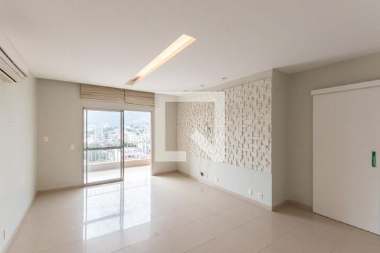 Apartamento à venda com 3 quartos, 107m² em Grajaú, Rio de Janeiro